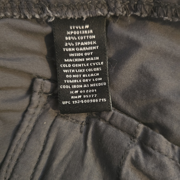 Social Standard By Sanctuary Women's Cropped Cargo Pants - Picture 6 of 7